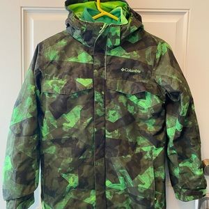 Columbia Boys 3 n 1 winter jacket like new size M